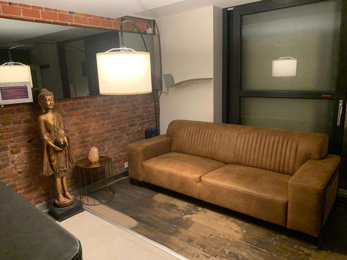 Nice And Cosy Place With Jacuzzi And Sauna To Relax In The Centre Of Antwerpen Kültér fotó